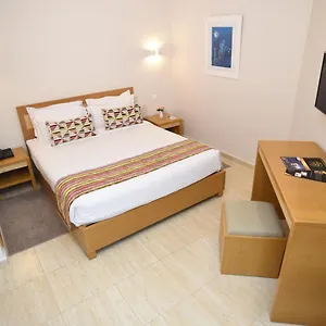 downtown-tunis-hotel.tunis-best-hotels.com/
