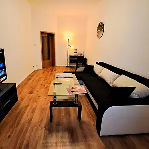 apartment-hotel-adler-leipzig.bestleipzighotels.com/